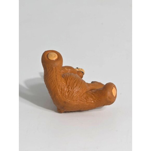 Vintage 1980s ALF PVC Alien Figurine Sitting With Raised Hand Russ Toys - Picture 5 of 6